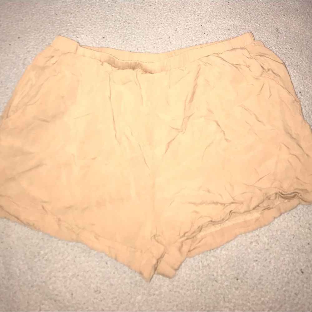 Loose booty shorts